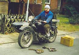 Kradblatt – Staging