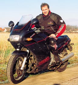 Kradblatt – Staging