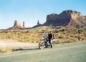 Kradblatt – Staging