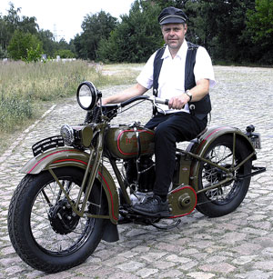 Kradblatt – Staging