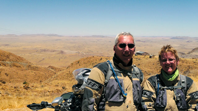 Kradblatt – Staging