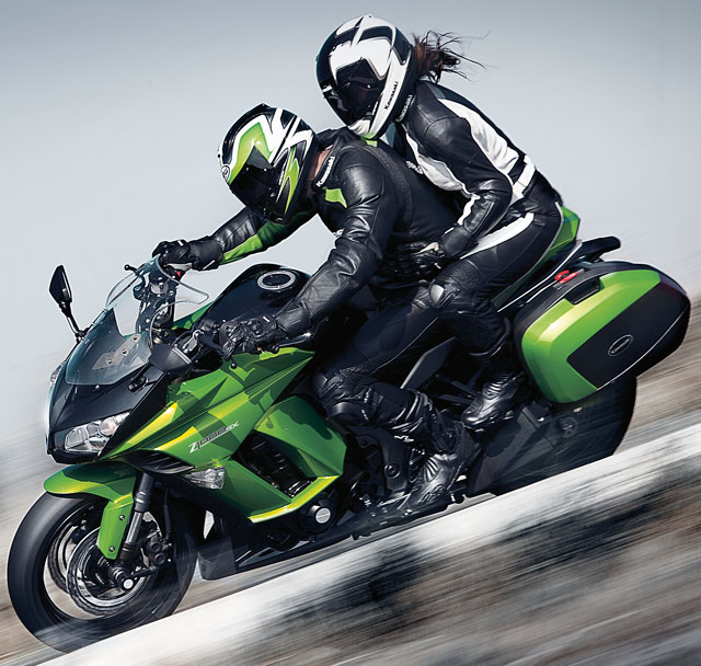 Kradblatt – Staging