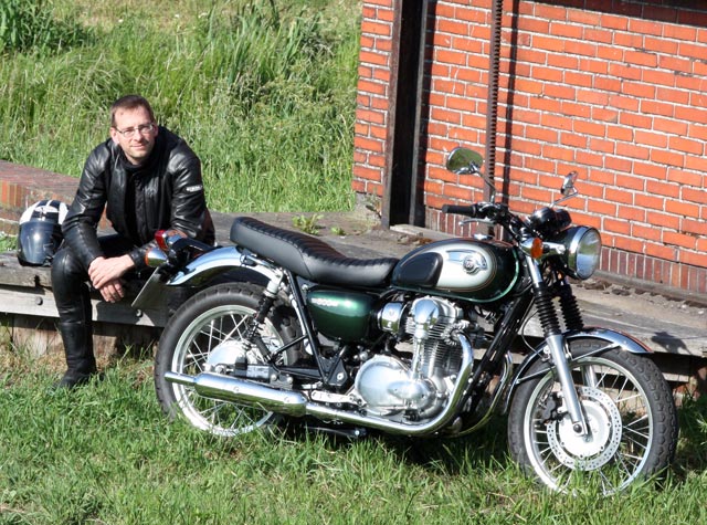 Kradblatt – Staging