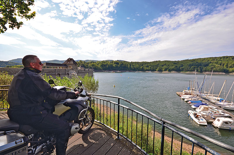 Kradblatt &#8211; Staging