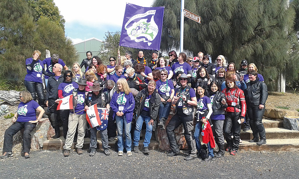 Kradblatt – Staging