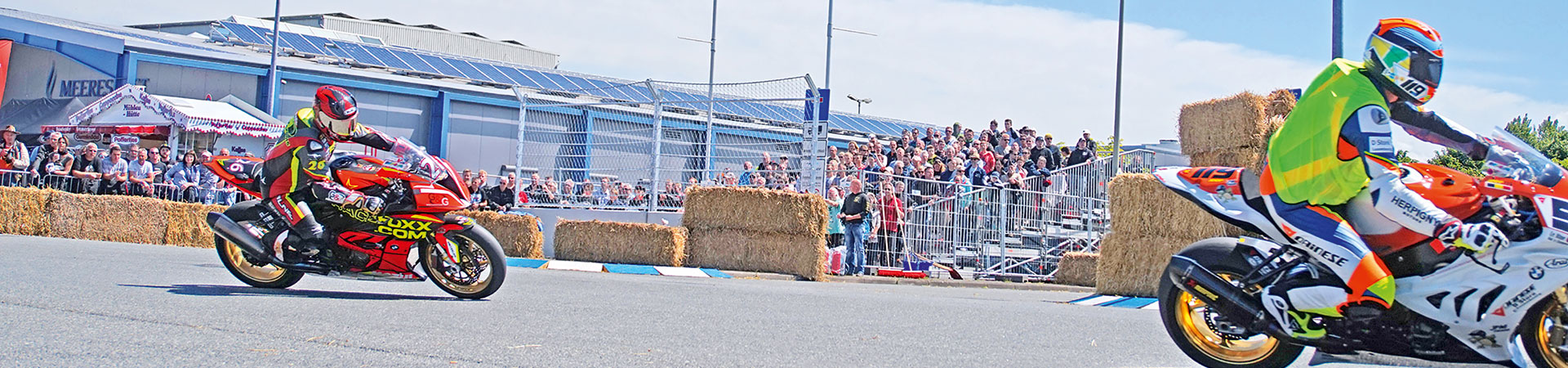 Kradblatt – Staging