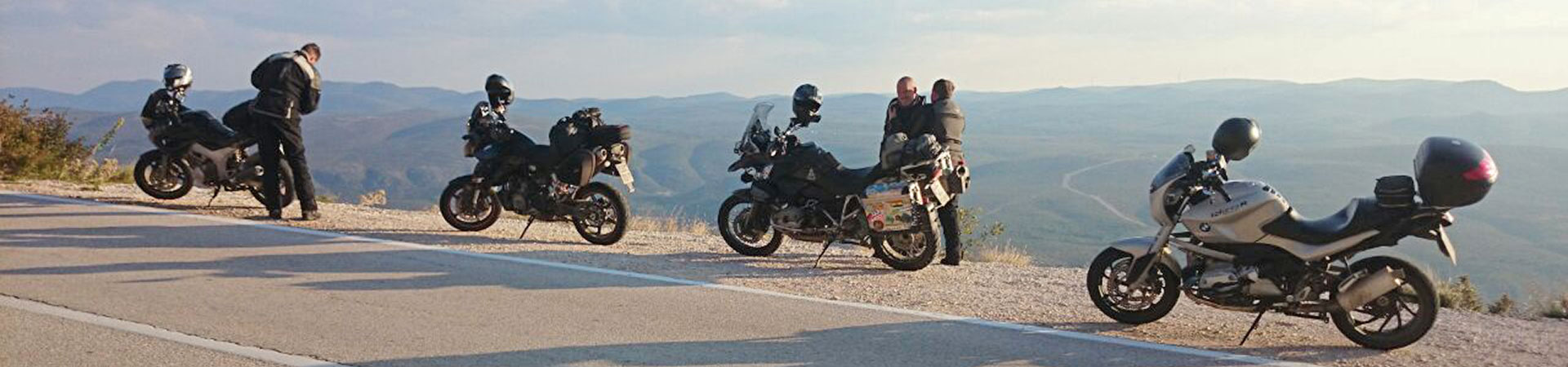 Kradblatt – Staging