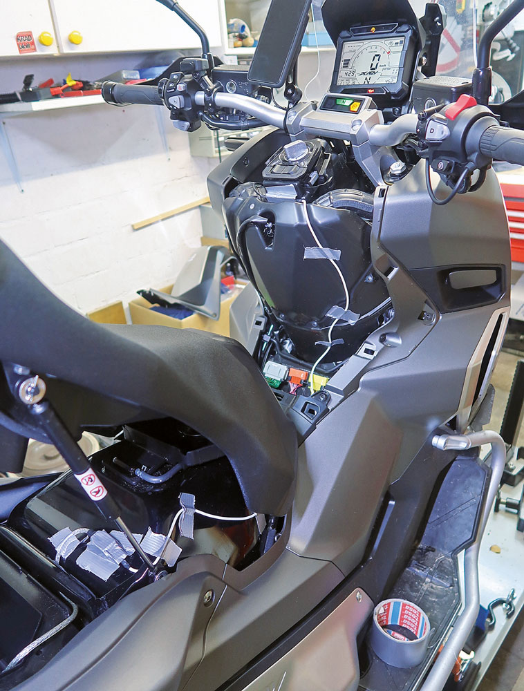 SP Connect Wireless Charging Module