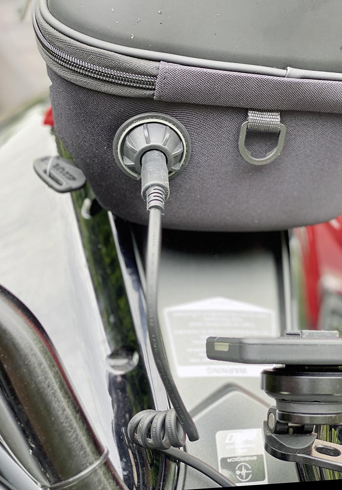 Regenfeste Kabeldurchführung