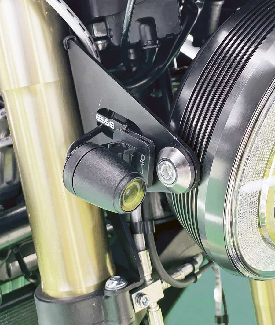 MiVue Frontkamera an Energica EsseEsse9+ RS