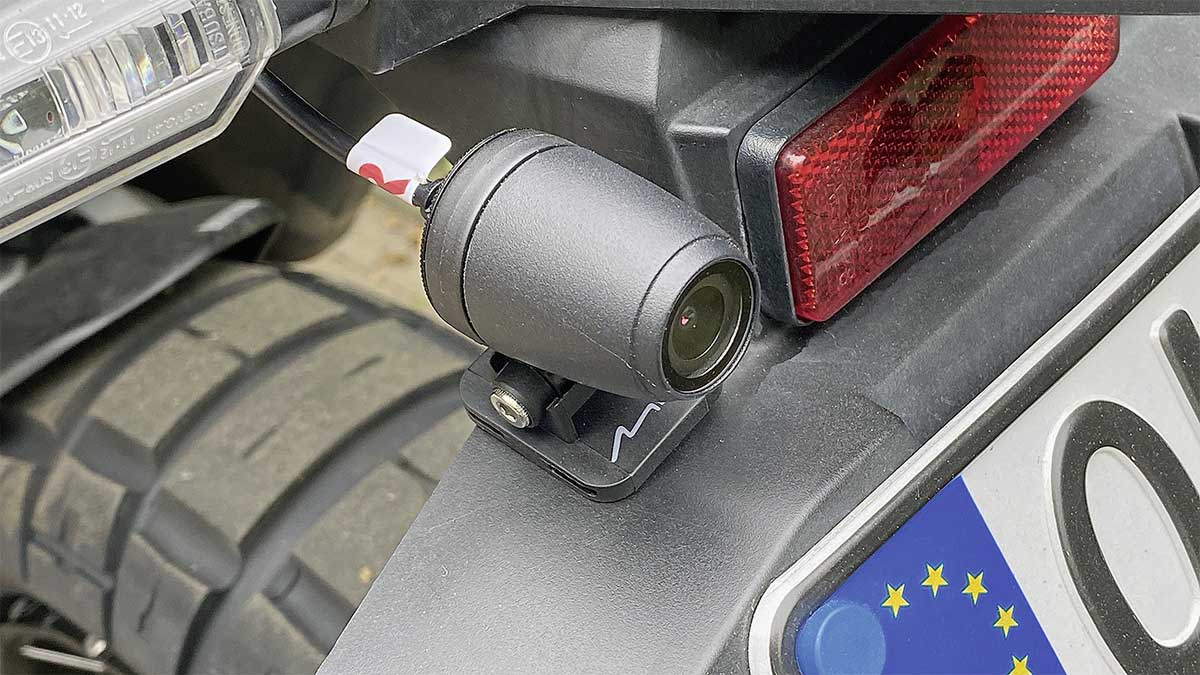 MiVue Heckkamera an Honda X-ADV 750